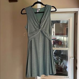 Green twist front casual dress